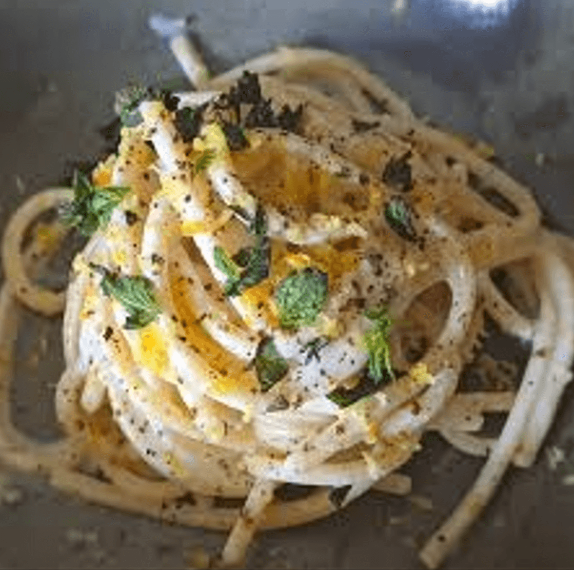 Tagliolino integrale cacio e pepe menta e lime